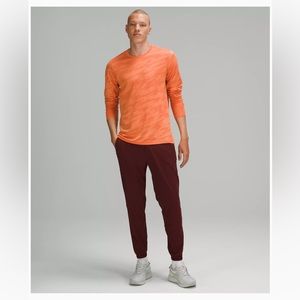 Lululemon Men’s Surge Jogger - Red Merlot size M. 29” inseam.